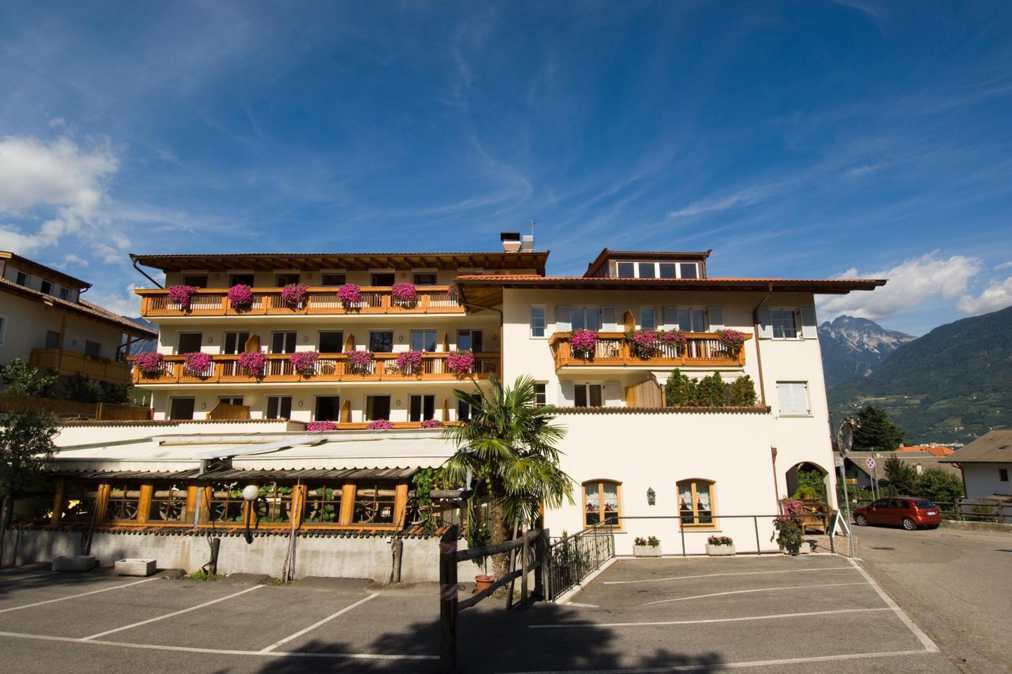 Hotel Loewenwirt Чермес Экстерьер фото