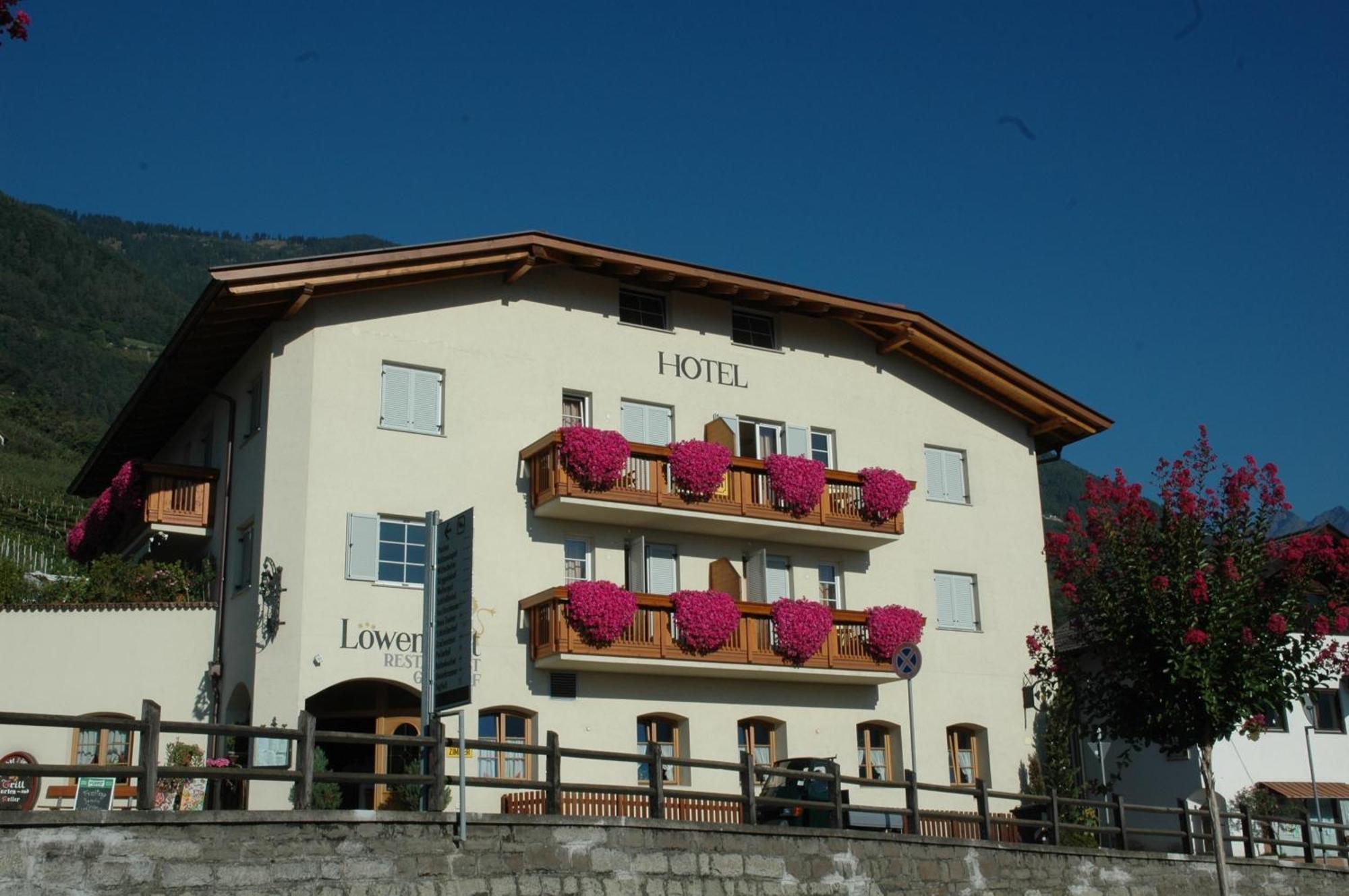 Hotel Loewenwirt Чермес Экстерьер фото